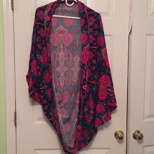 Francesca’s patterned shawl